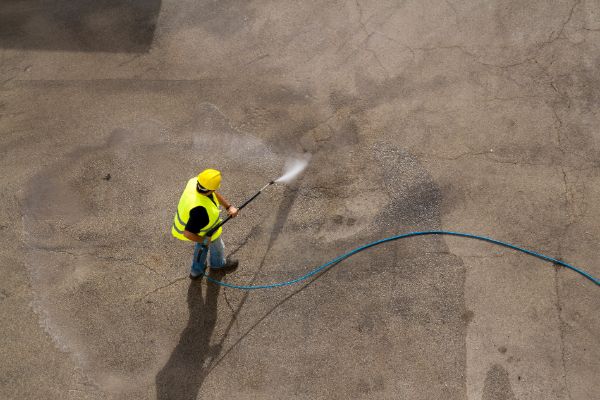Commercial Power Washing Service Near Me in Houston TX 1